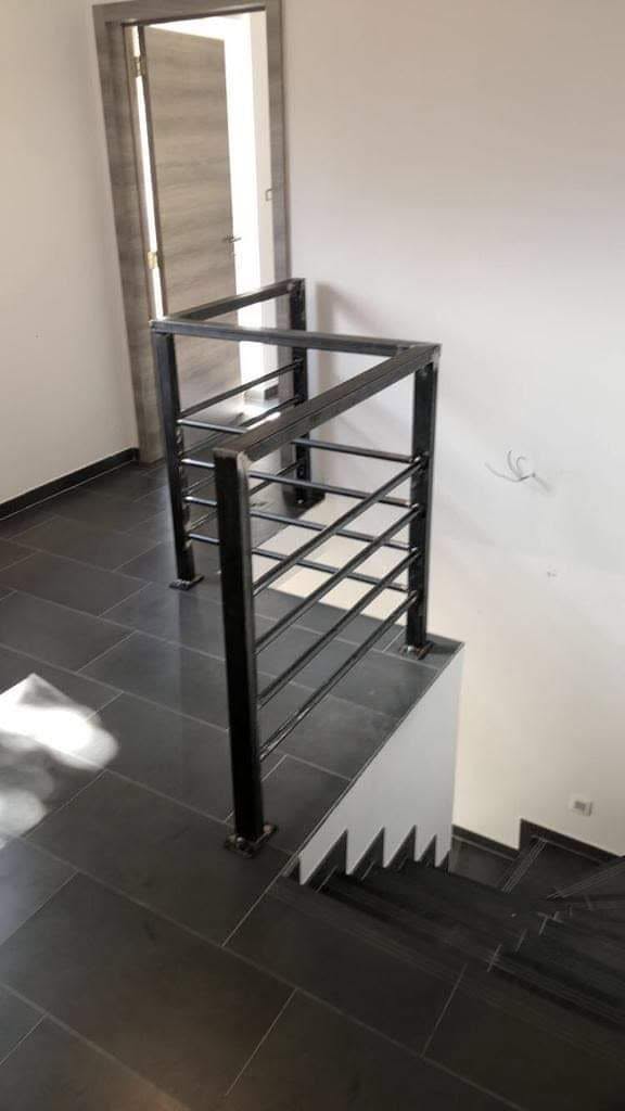 Rampe intérieure — barreaux horizontaux